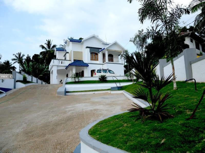 Dreamnest Residency Apartment Kalpatta Ngoại thất bức ảnh